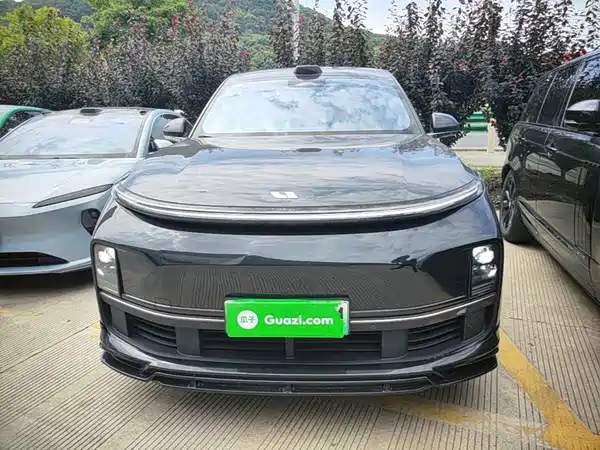 Li Auto L8 2024