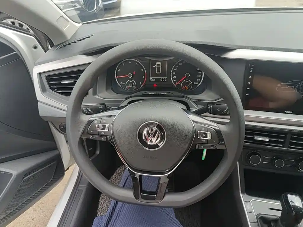Volkswagen Polo 2019 — фото 11