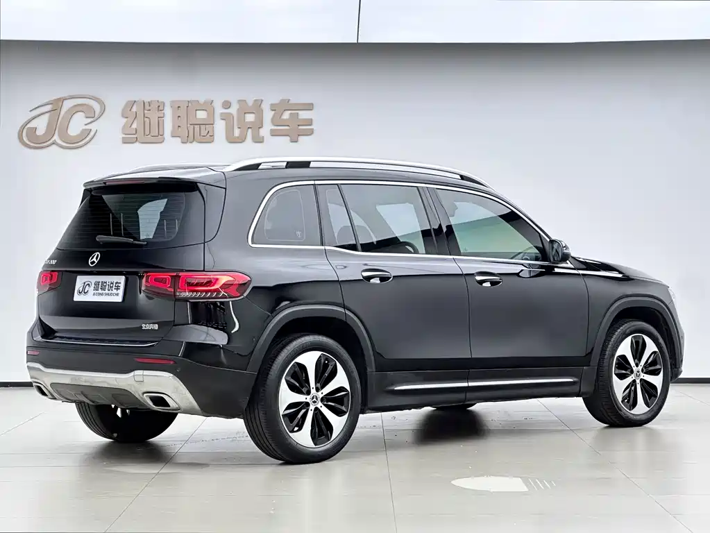 Mercedes-Benz GLB 2021