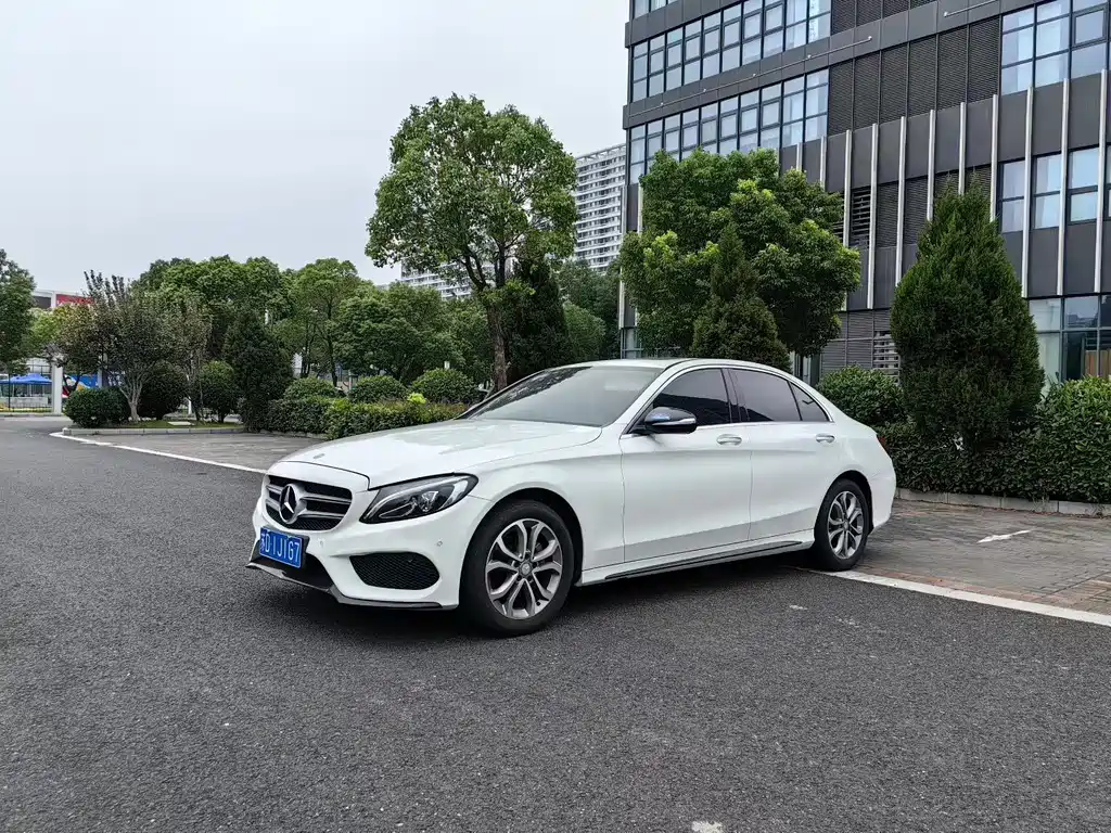 Mercedes-Benz C-Class 2016 — фото 1
