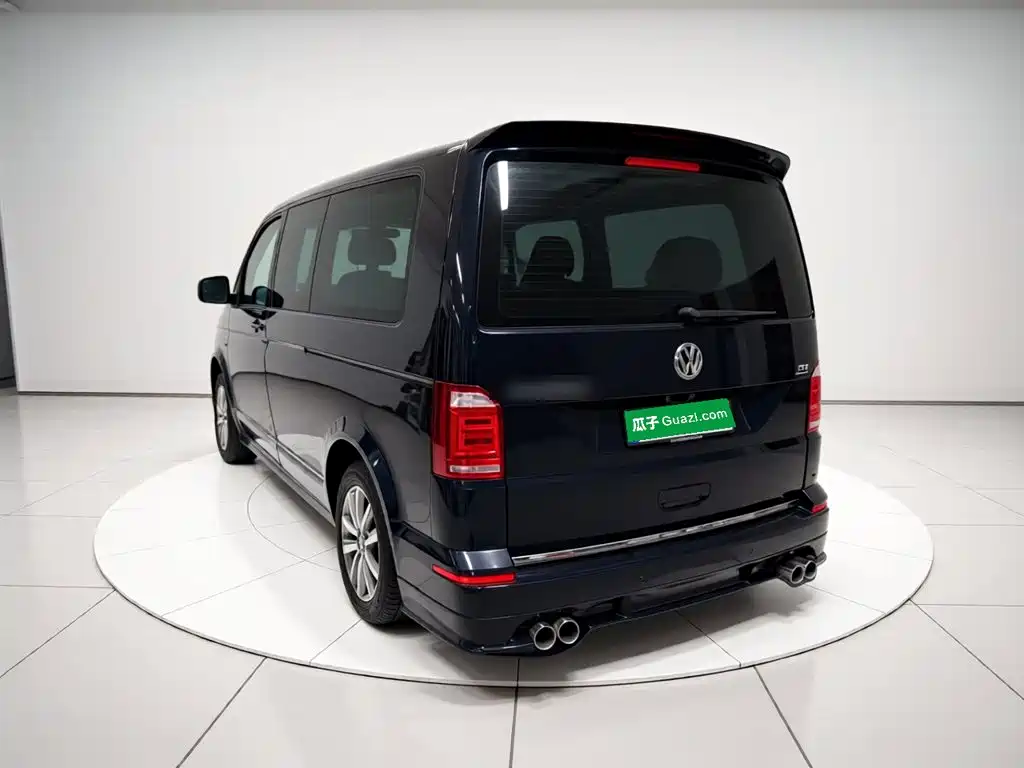 Volkswagen Caravelle 2017 — фото 9