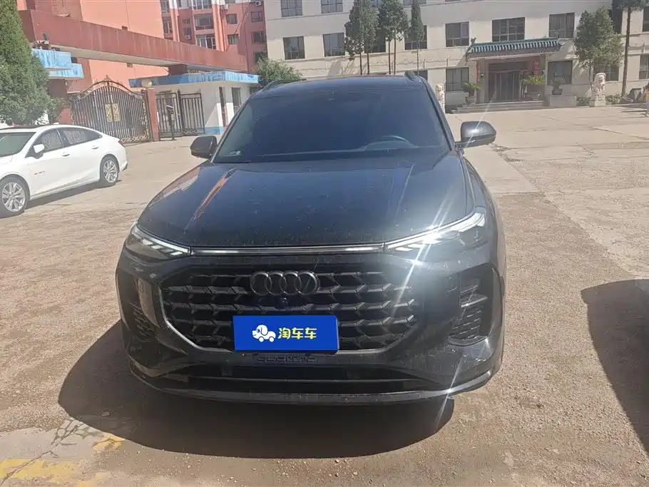 Audi Q6 2025
