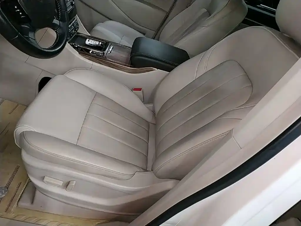 GAC Motor Trumpchi M8 2019 — фото 15