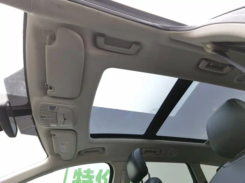 Ford Edge 2016 — фото 14