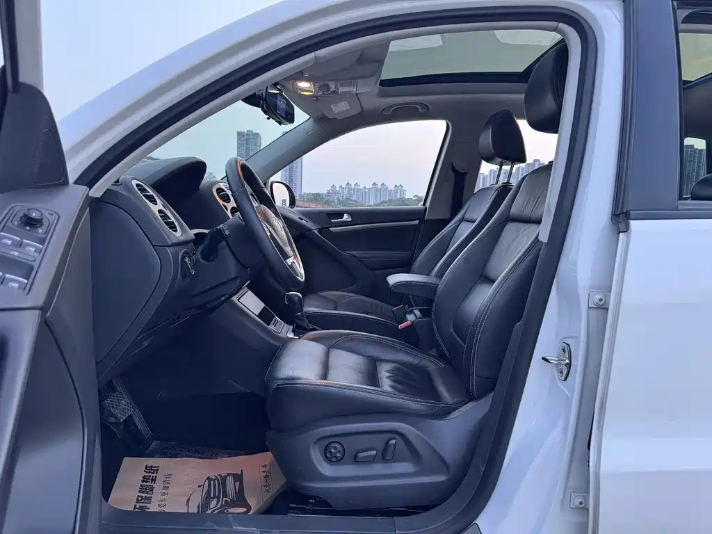 Volkswagen Tiguan 2018 — фото 10