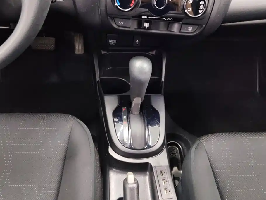 Honda Fit 2020 — фото 16