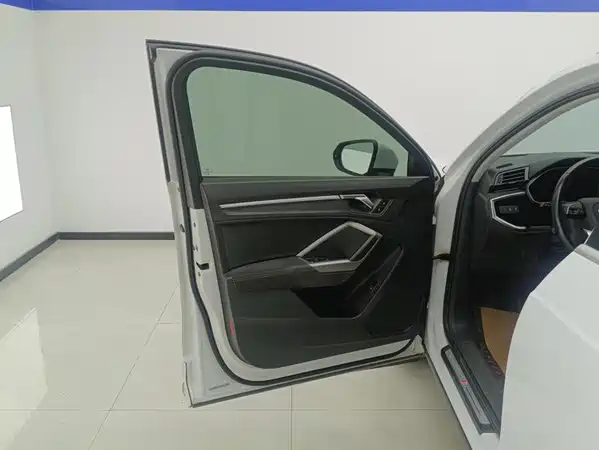 Audi Q3 2021