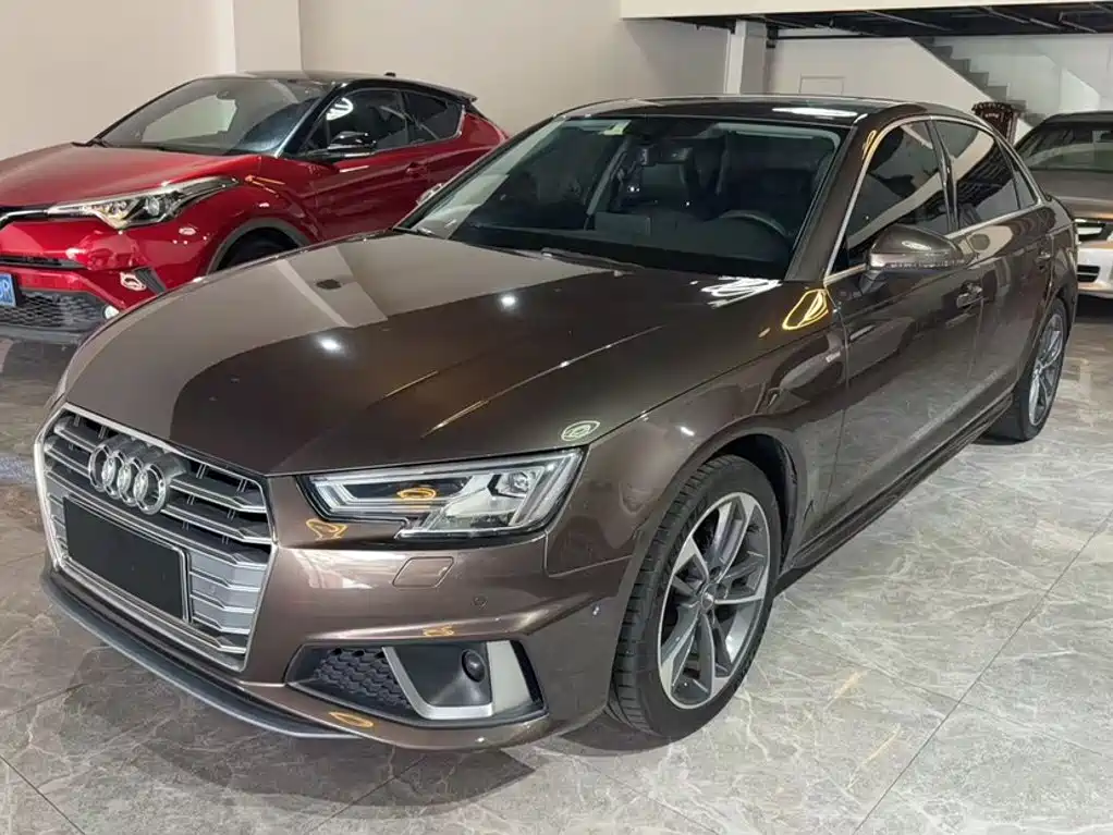 Audi A4L 2020