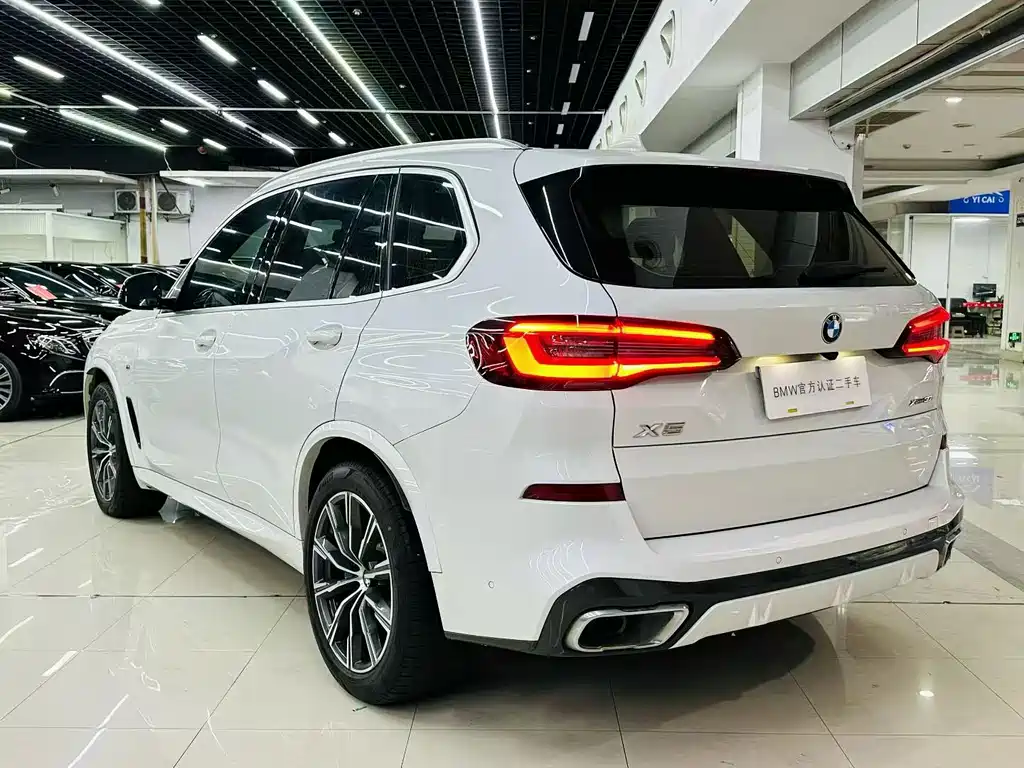 BMW X5 2020 — фото 17