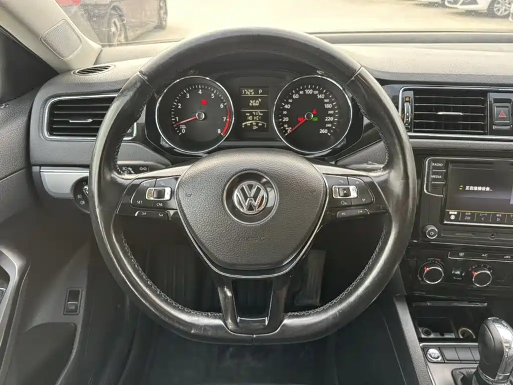 Volkswagen Sagitar 2018 — фото 13