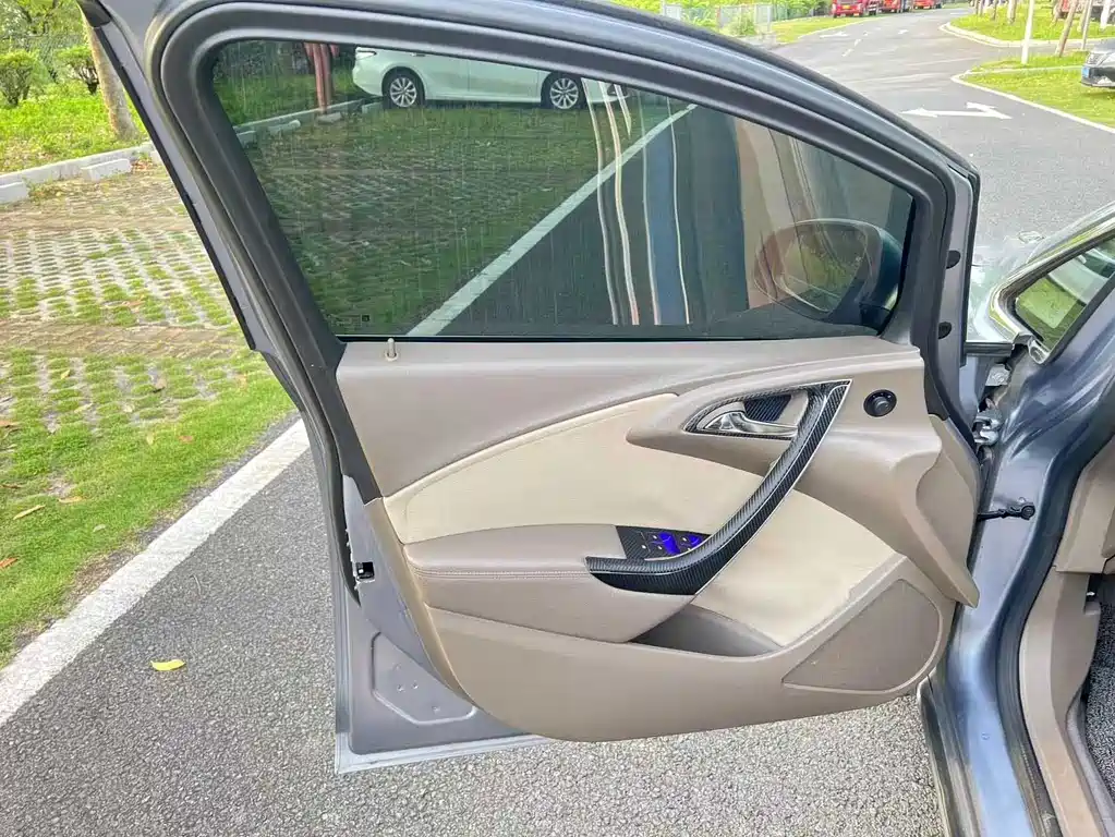 Buick Excelle GT 2015 — фото 9