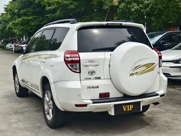 Toyota RAV4 2012