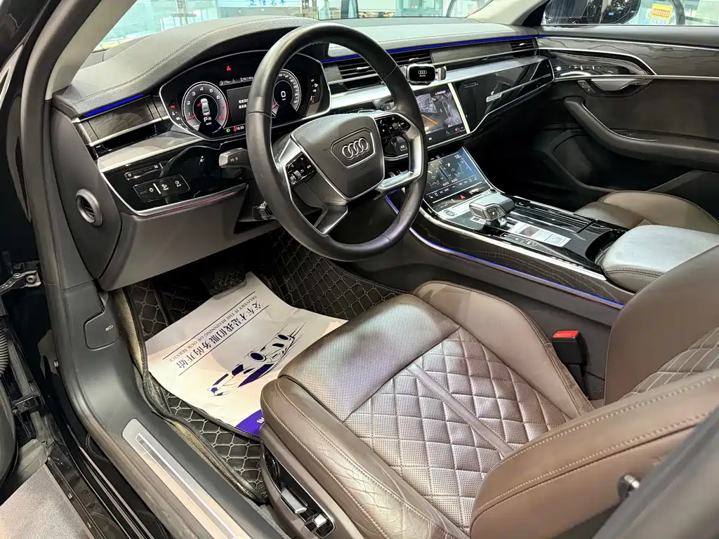 Audi A8 2021