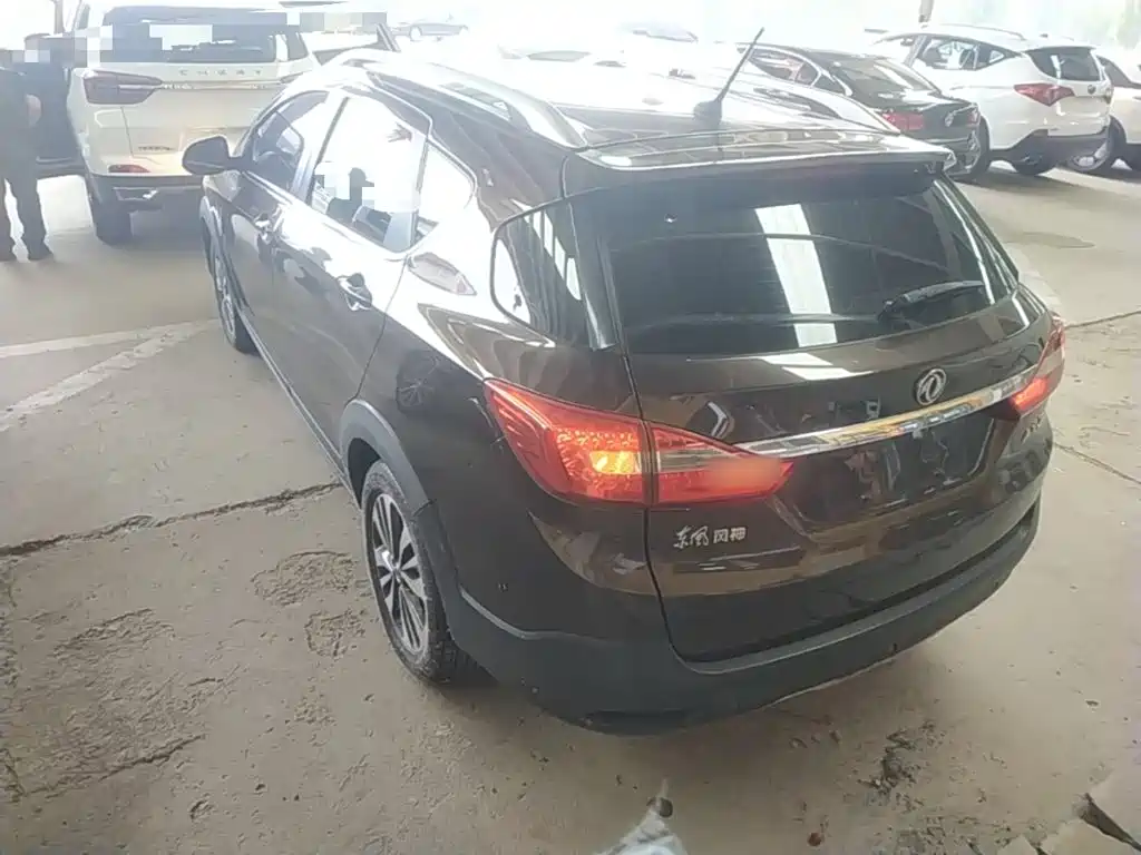 Dongfeng Aeolus AX3 2016 — фото 23