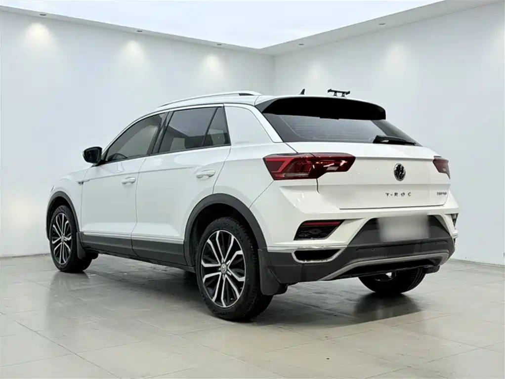 Volkswagen T-Roc 2020 — фото 9