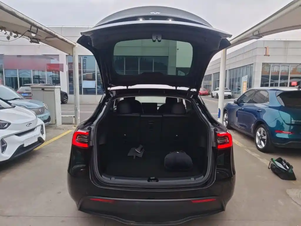 Tesla Model Y 2021 — фото 19