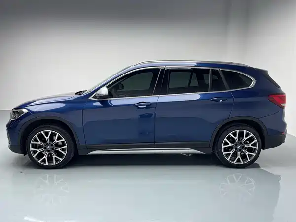 BMW X1 2021