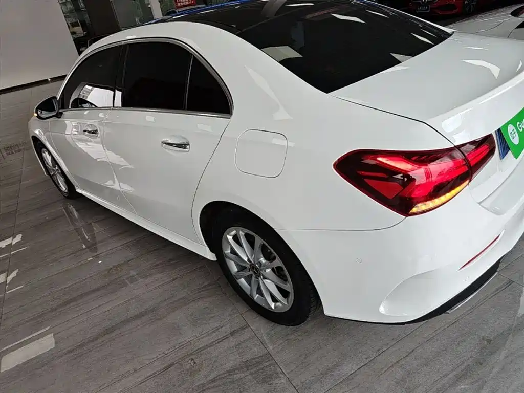 Mercedes-Benz A-Class 2023 — фото 5