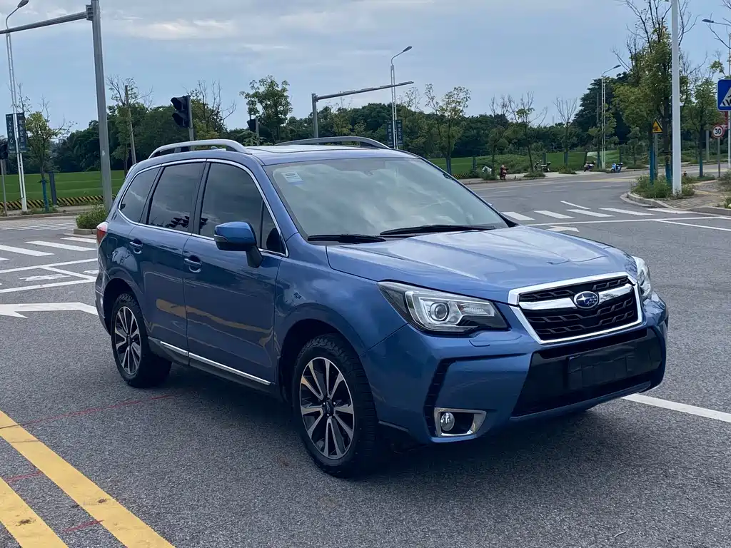 Subaru Forester 2016 — фото 3