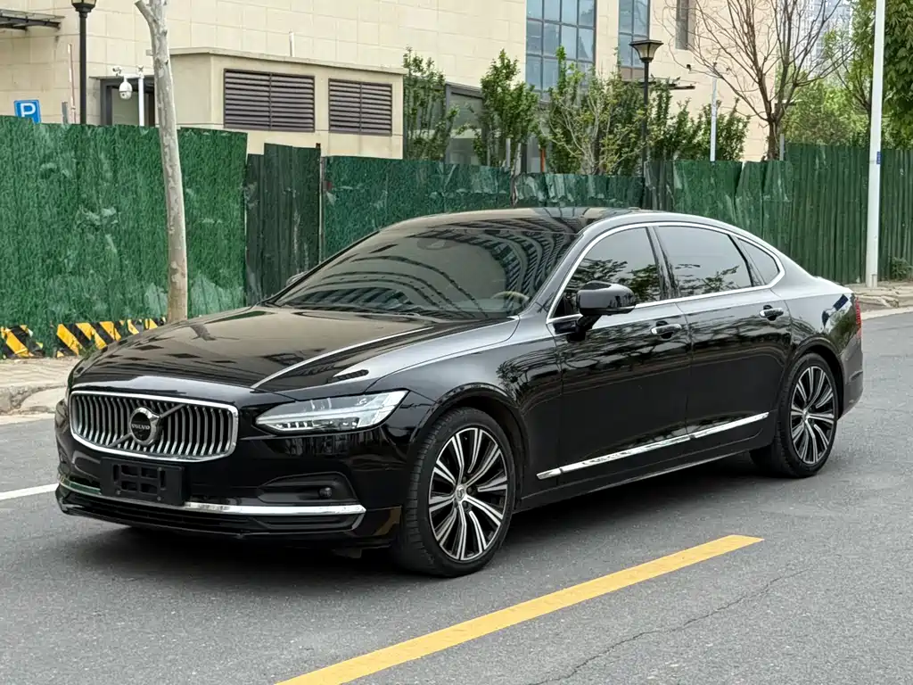 Volvo S90 2021 — фото 1