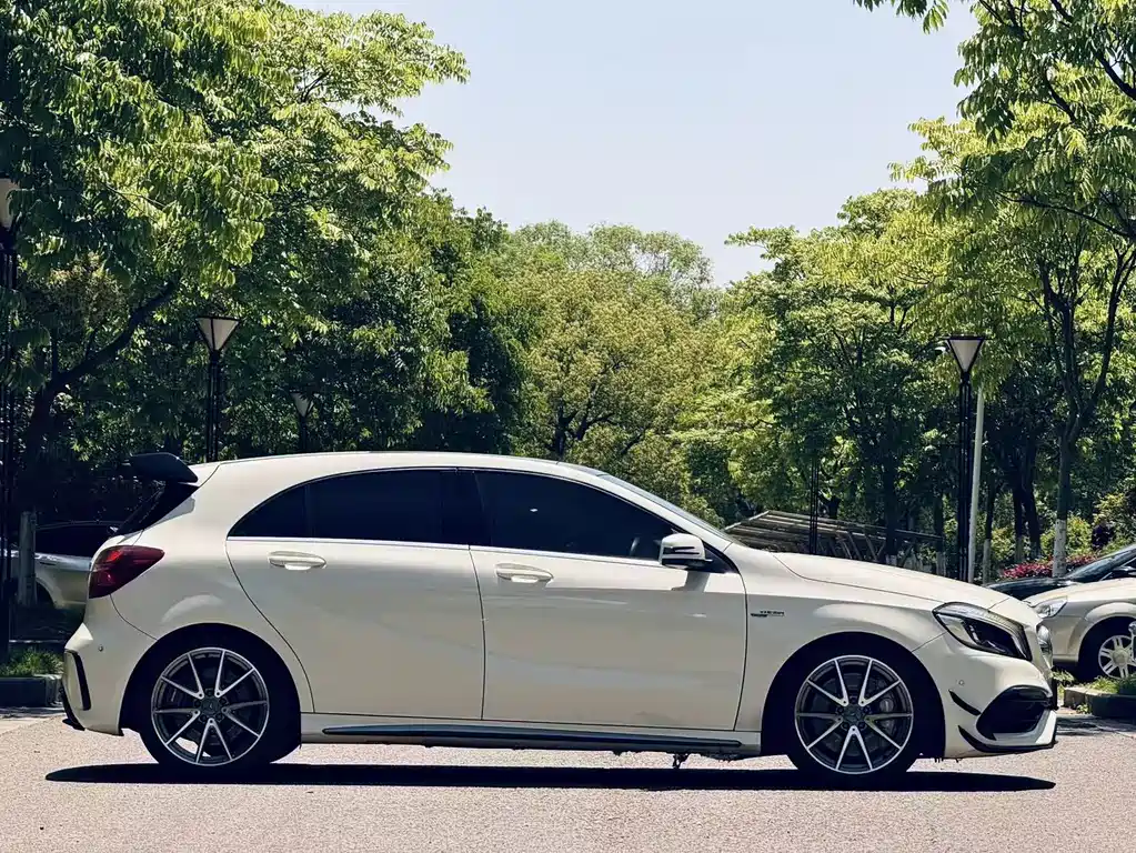Mercedes-Benz A-Class AMG 2017 — фото 4