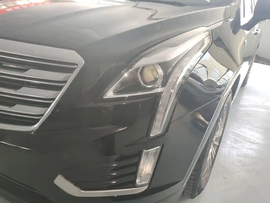 Cadillac XT5 2019 — фото 24