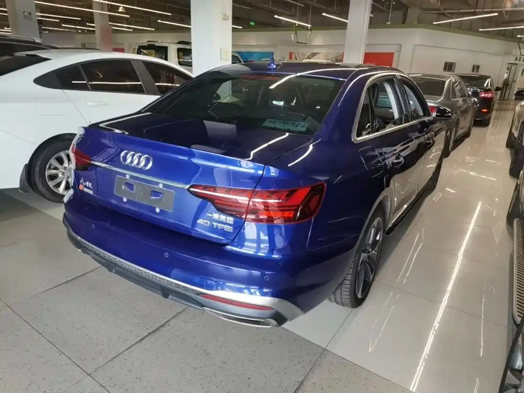 Audi A4L 2021