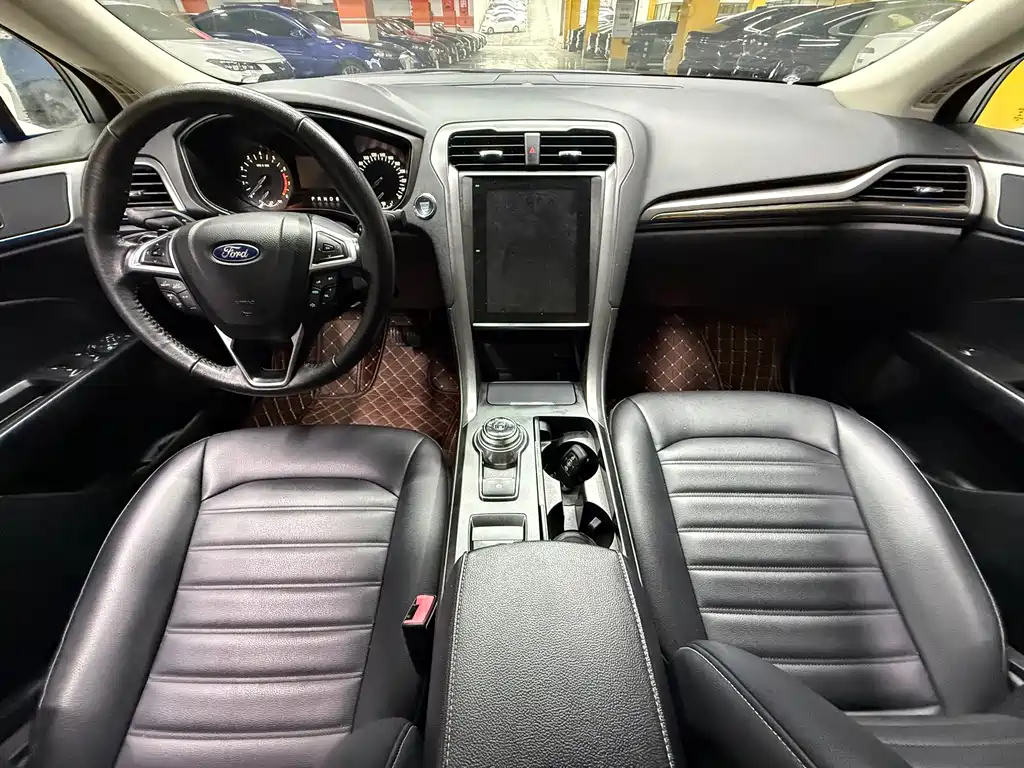 Ford Mondeo 2019 — фото 11