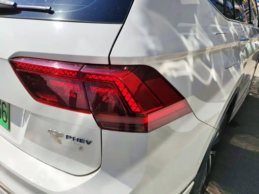 Volkswagen Tiguan L PHEV 2020 — фото 8