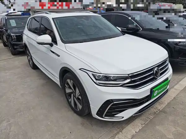 Volkswagen Tiguan L 2023