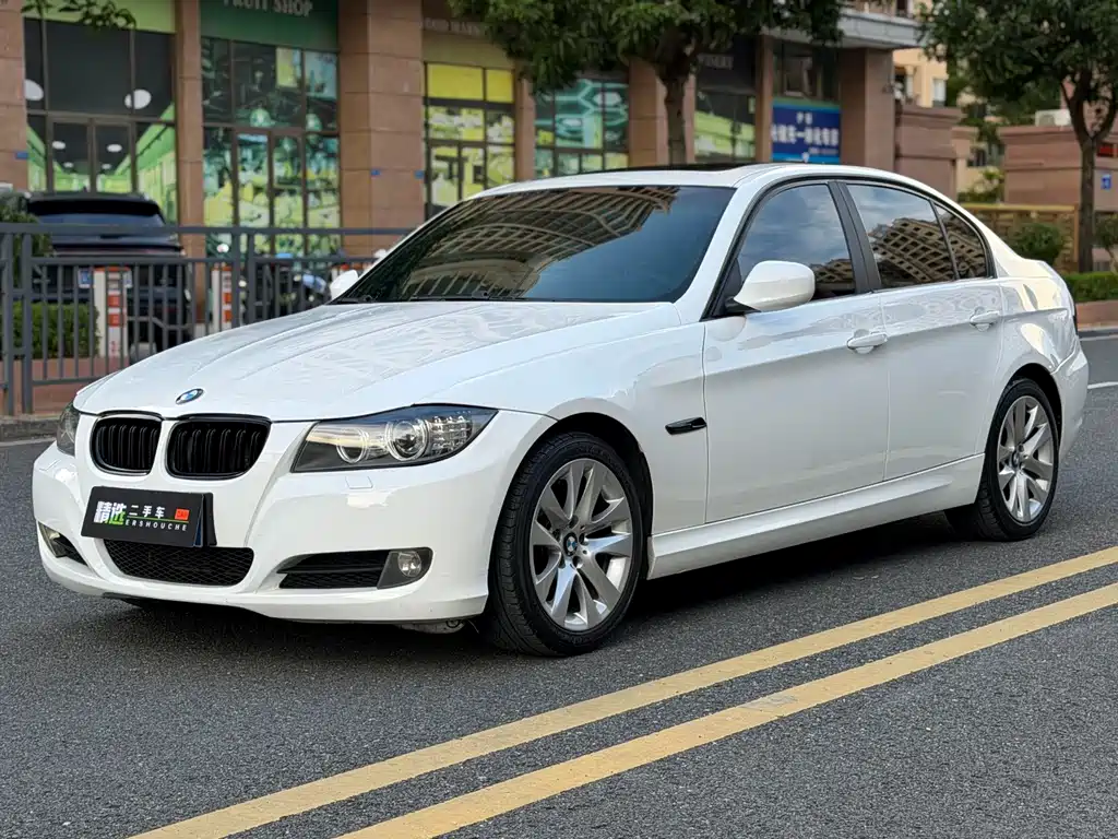 BMW 3 Series 2009