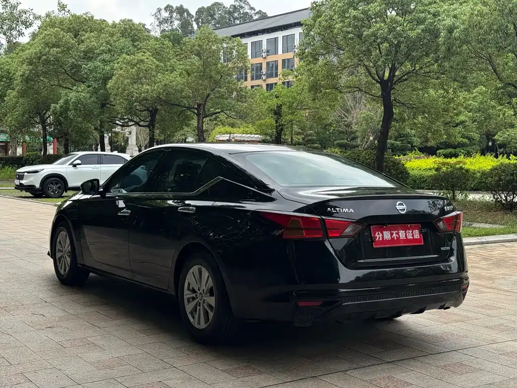 Nissan Teana 2022 — фото 13