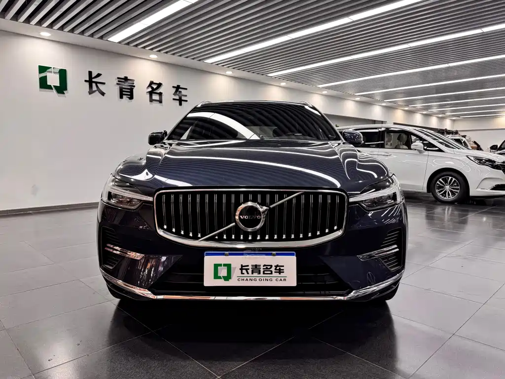 Volvo XC60 2024 — фото 2