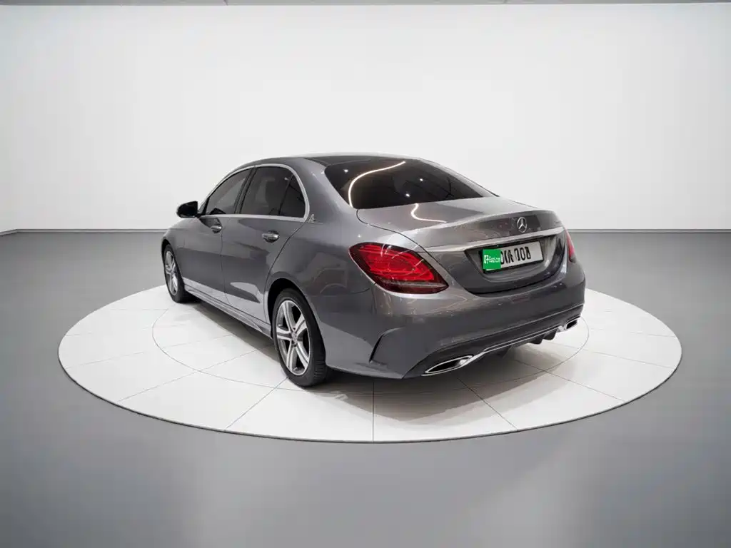 Mercedes-Benz C-Class 2020