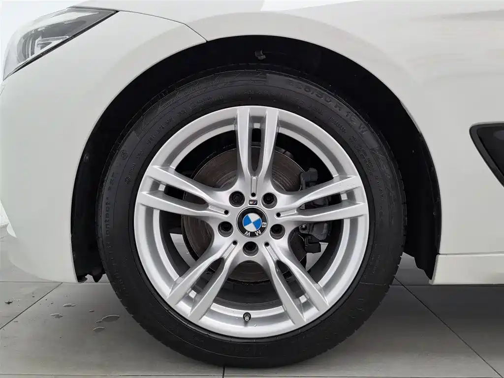 BMW 3 Series GT 2017 — фото 17