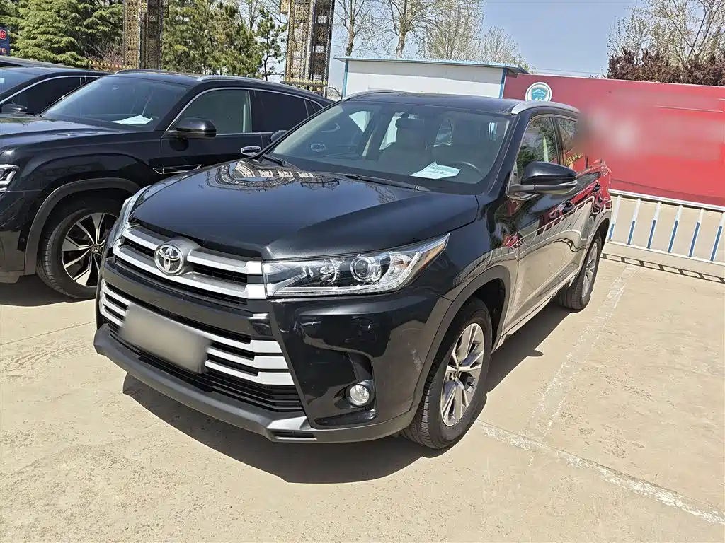 Toyota Highlander 2018 — фото 2