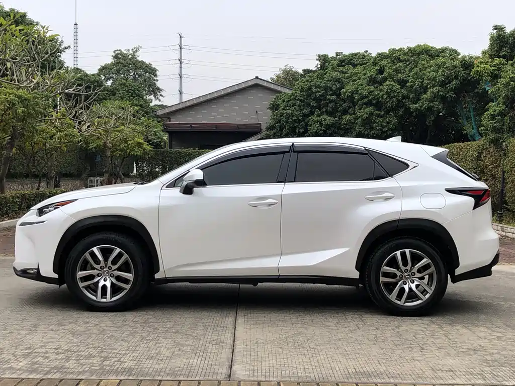 Lexus NX 2016 — фото 4