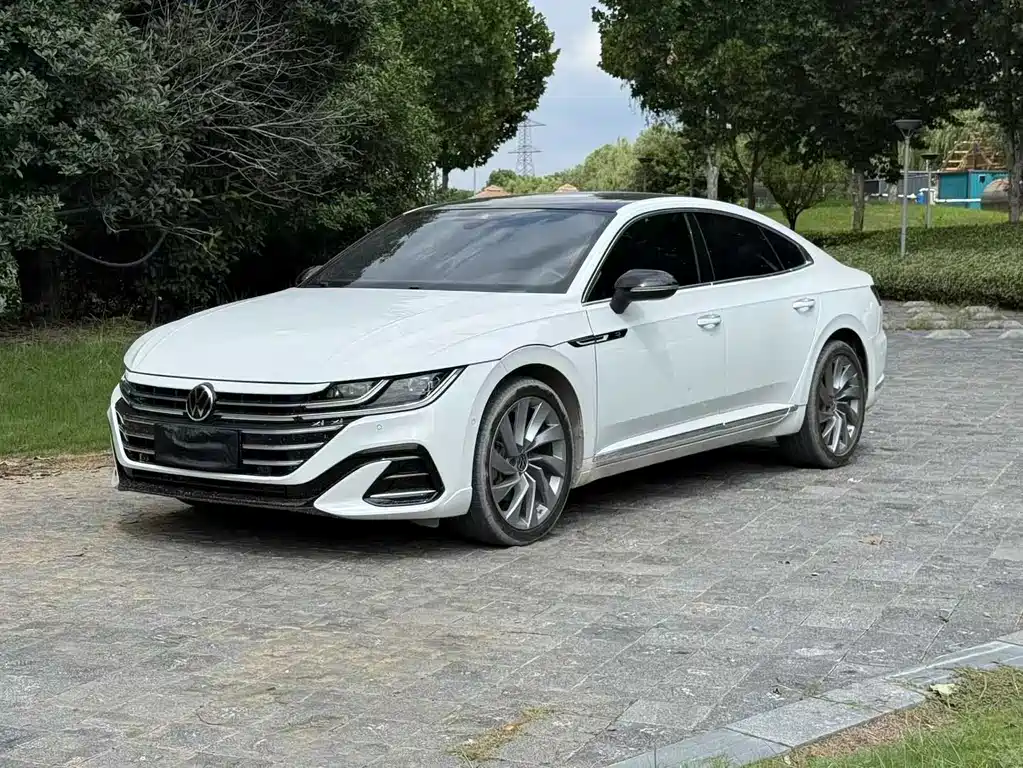 Volkswagen CC 2024 — фото 2