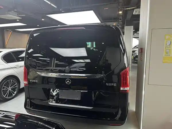Mercedes-Benz V-Class 2020