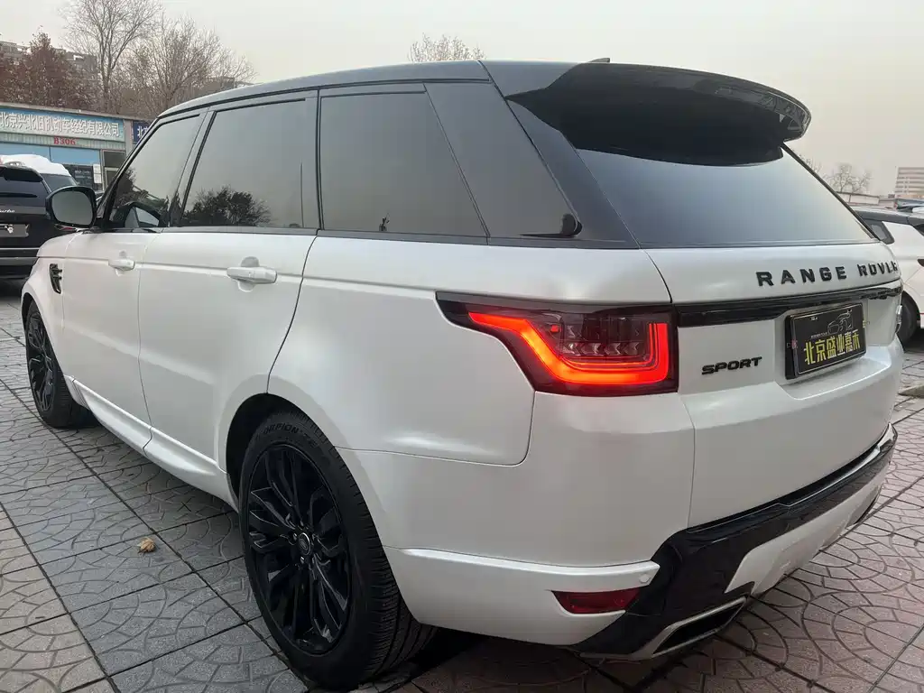 Land Rover Sport 2017 — фото 11