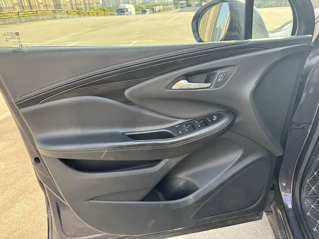 Buick Envision Plus 2018 — фото 10