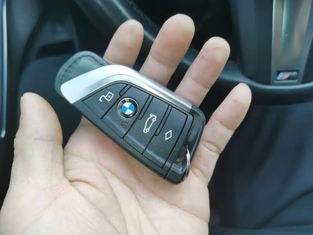BMW 3 Series 2022 — фото 17