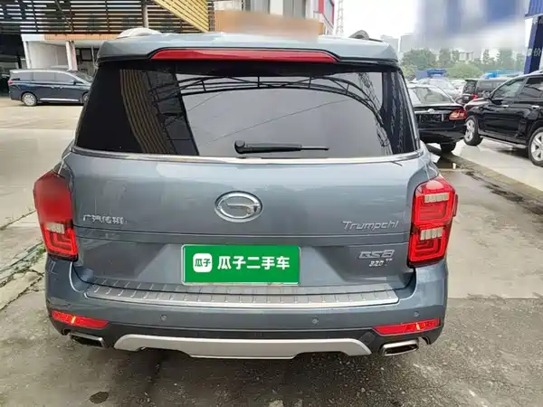 GAC Trumpchi GS8 2017