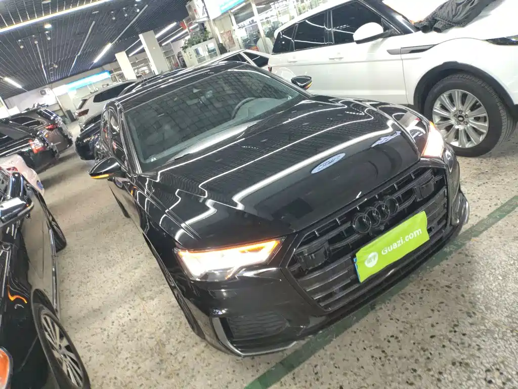 Audi A6L 2022