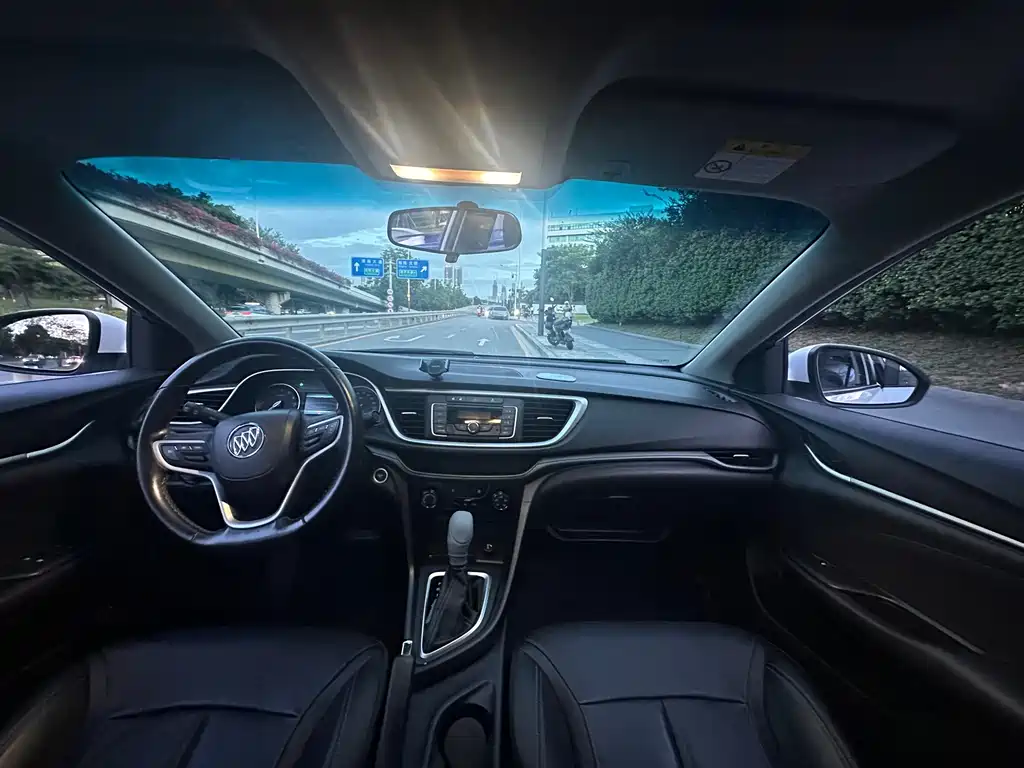 Buick Excelle GT 2018 — фото 6
