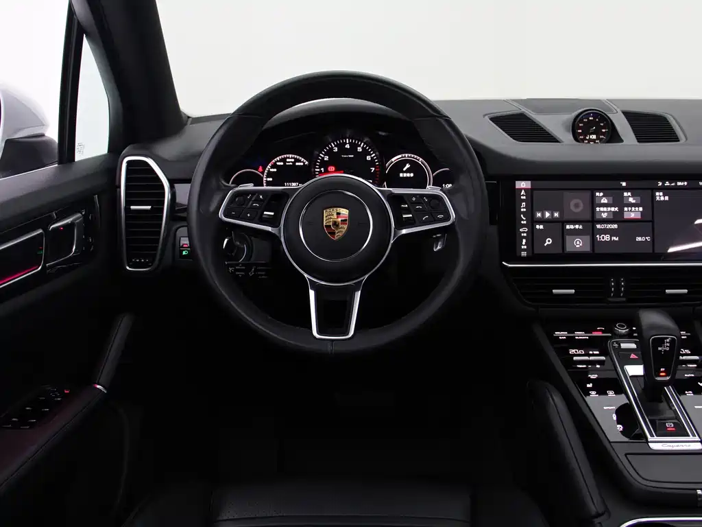 Porsche Cayenne 2018 — фото 9