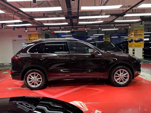 Porsche Cayenne 2015