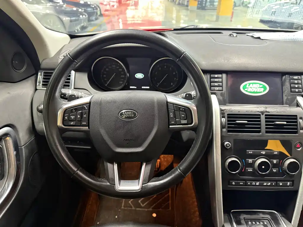 Land Rover Discovery Sport 2019 — фото 13