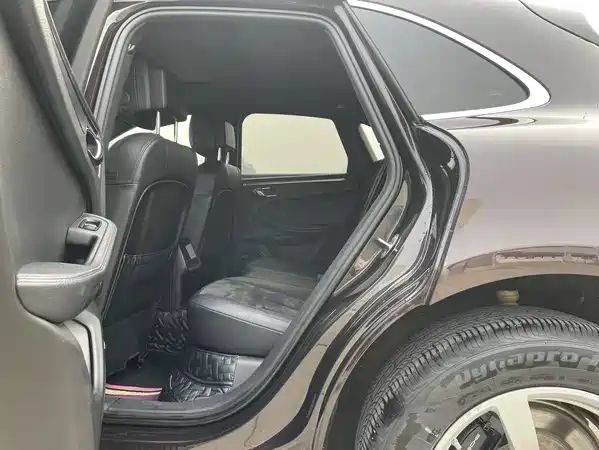 Porsche Macan 2014