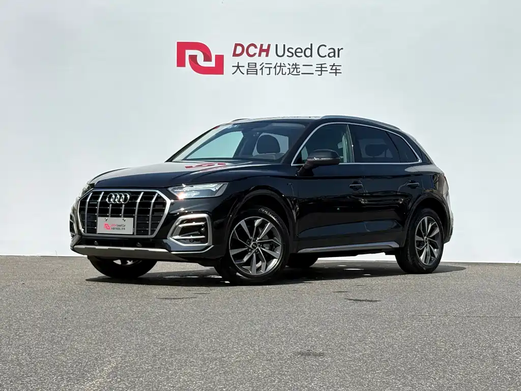 Audi Q5L 2021 — фото 1